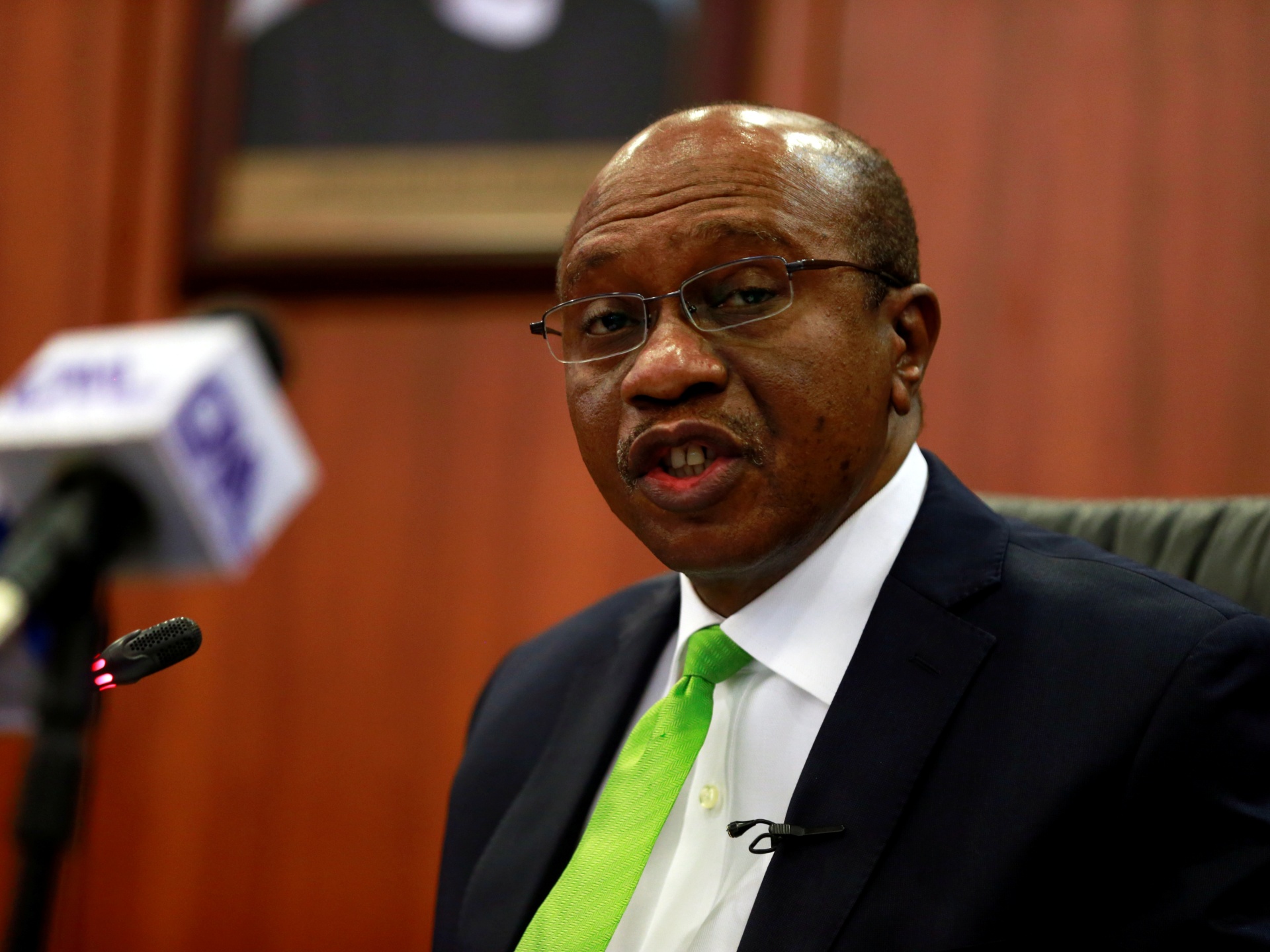 Nigerian central bank raises $225 cash withdrawal limits
